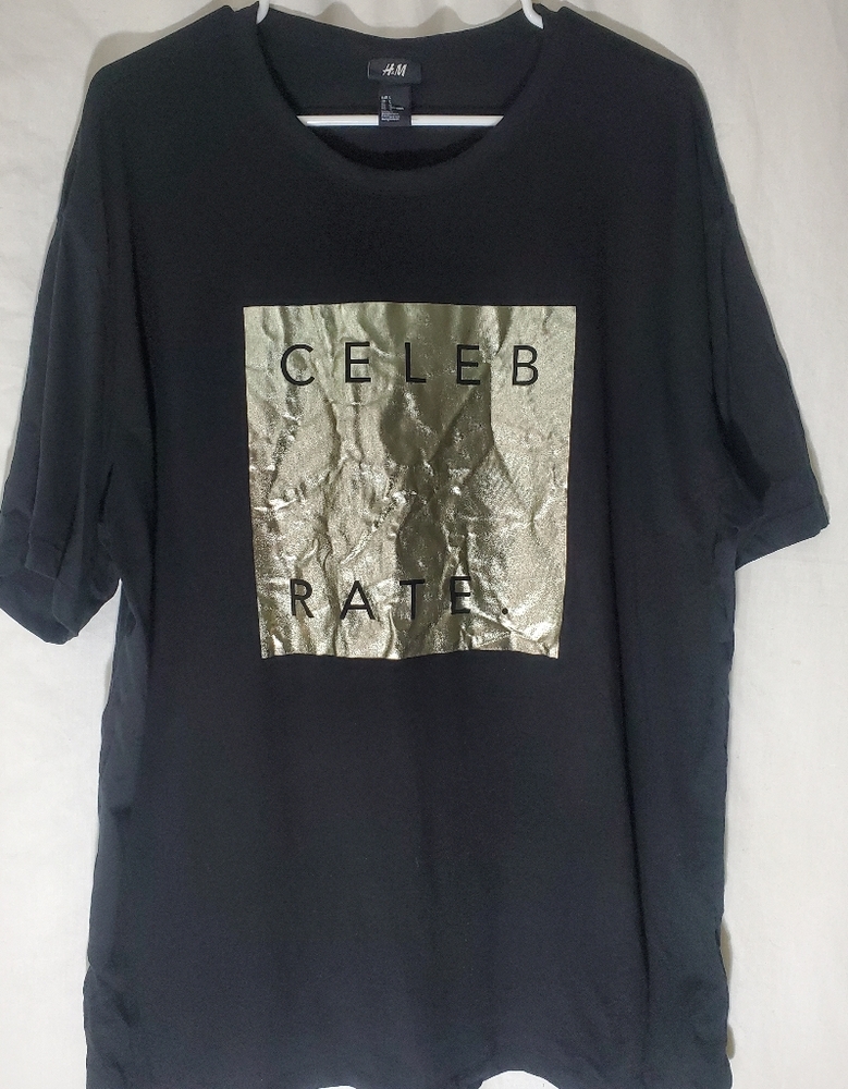 Short Sleeve T-shirt with Gold Metallic Applique